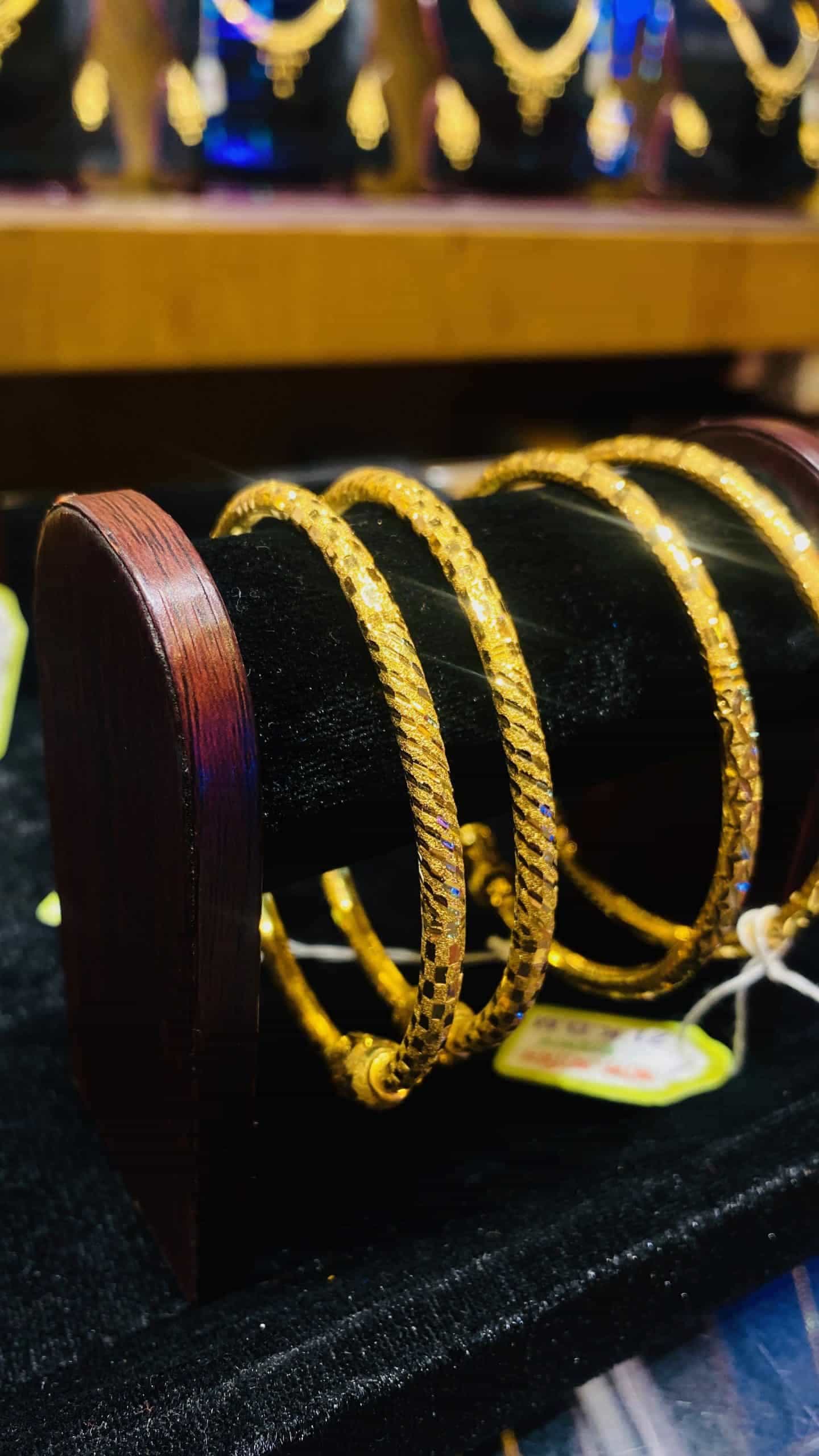 Al-amin-jewellers-aaj-1-2pcs-bangles-111-112