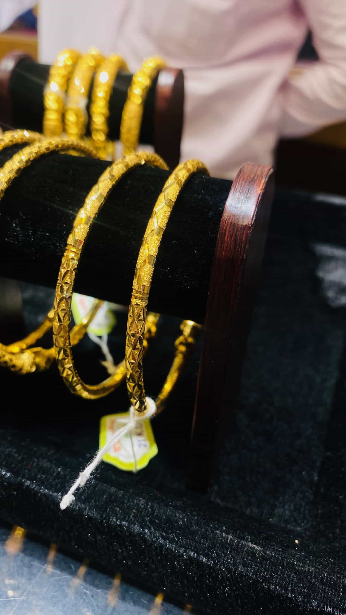Al-amin-jewellers-aaj-1-2pcs-bangles-125-126
