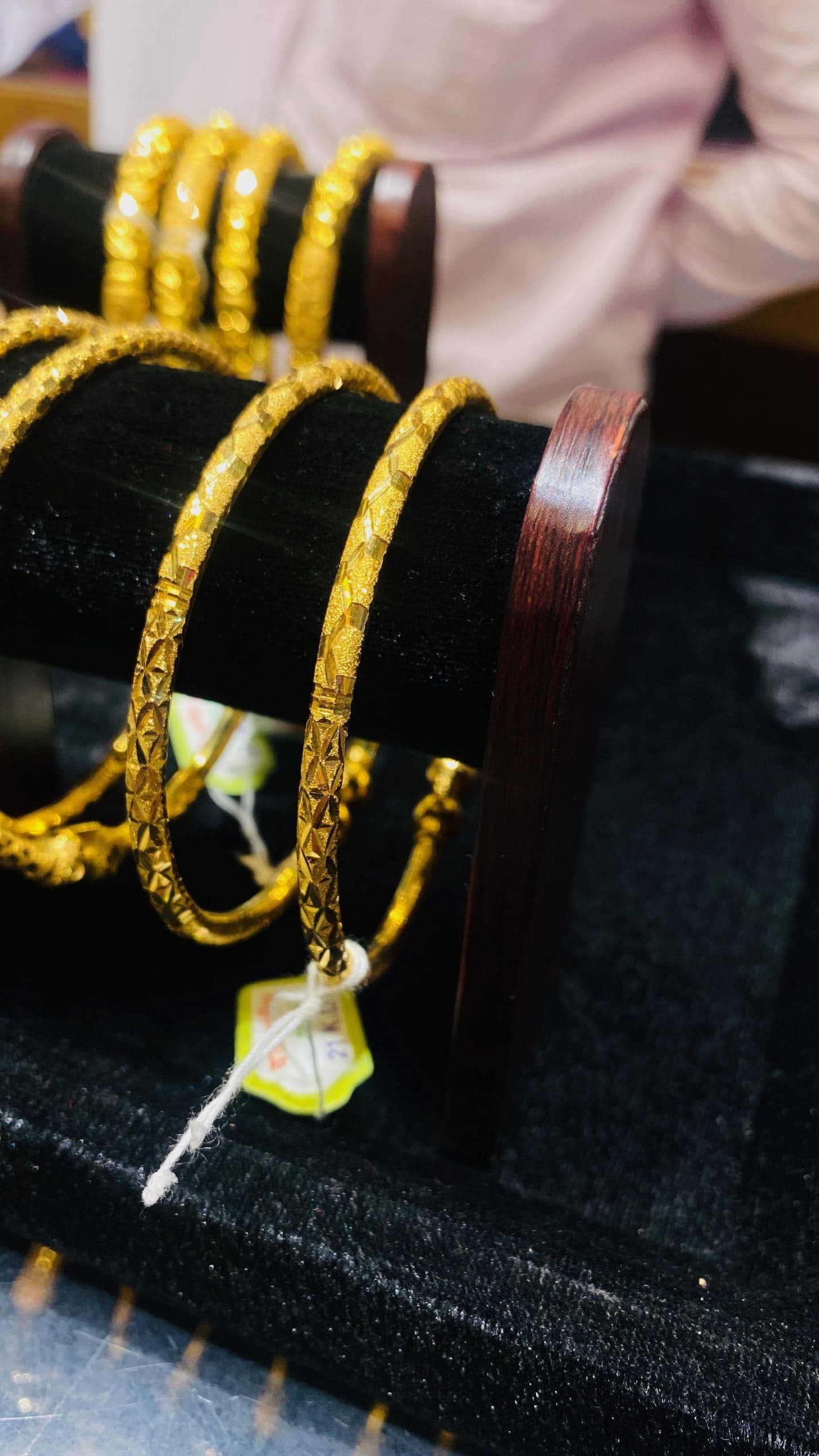 Al-amin-jewellers-aaj-1-2pcs-bangles-125-126