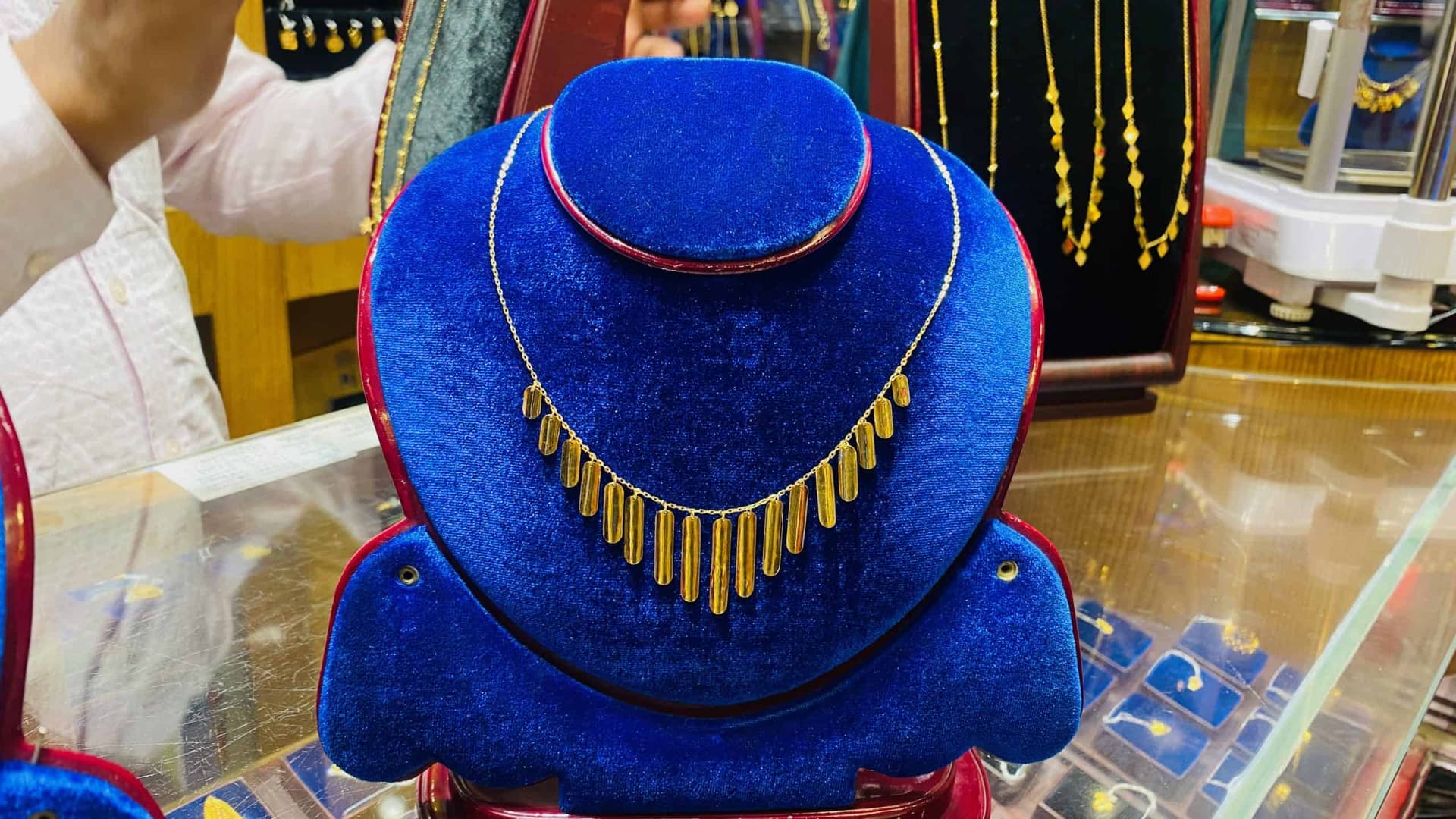Al-amin-jewellers-aaj-1-light-weight-chain-306