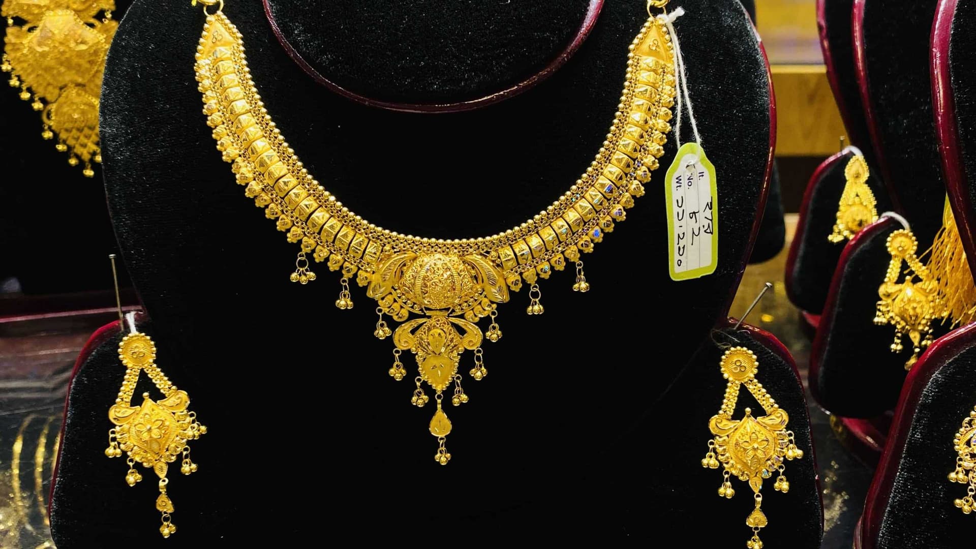 Al-amin-jewellers-aaj-1-necklace-82