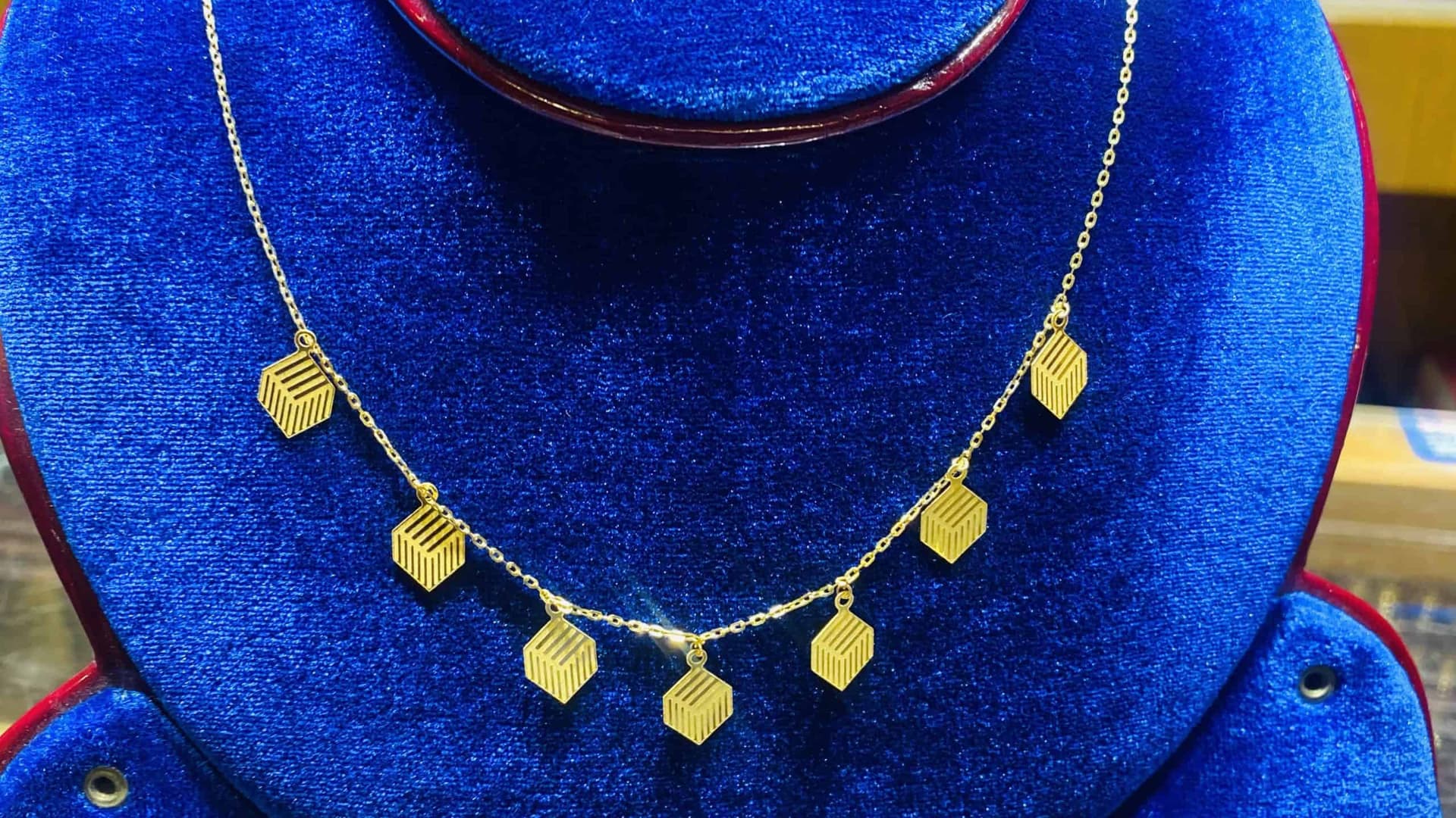 Al-amin-jewellers-aaj-1-necklace-s-chain-316