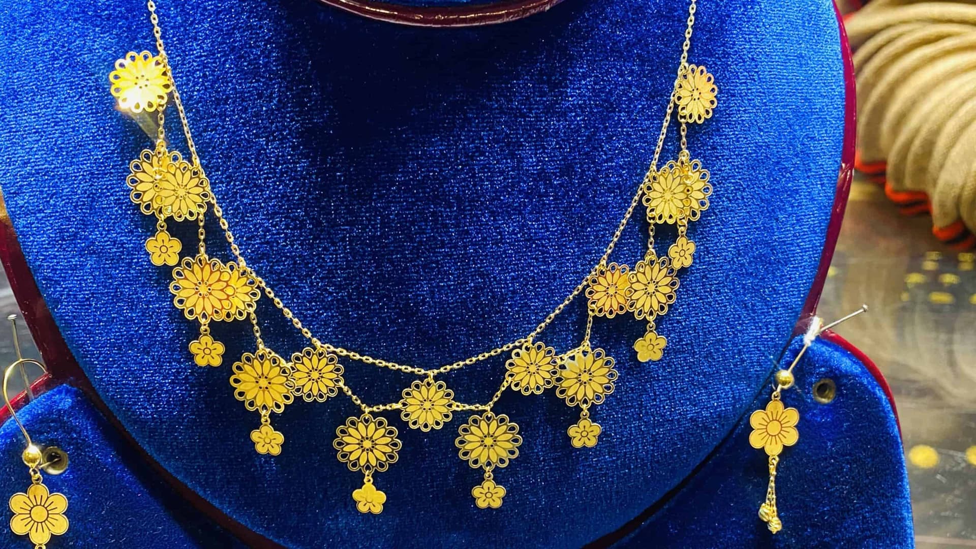 Al-amin-jewellers-aaj-1-necklace-s-chain-327