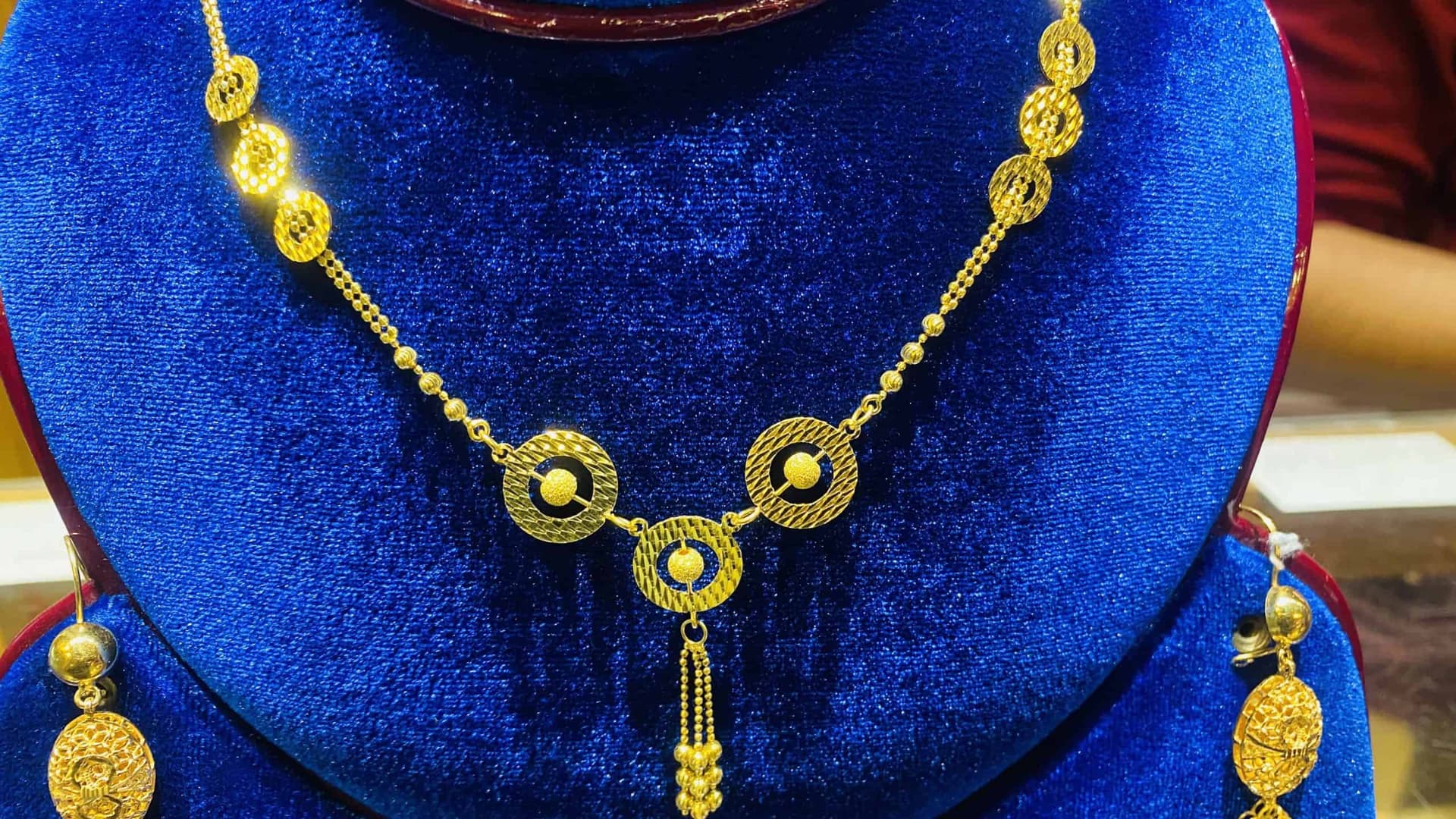 Al-amin-jewellers-aaj-1-necklace-s-chain-335