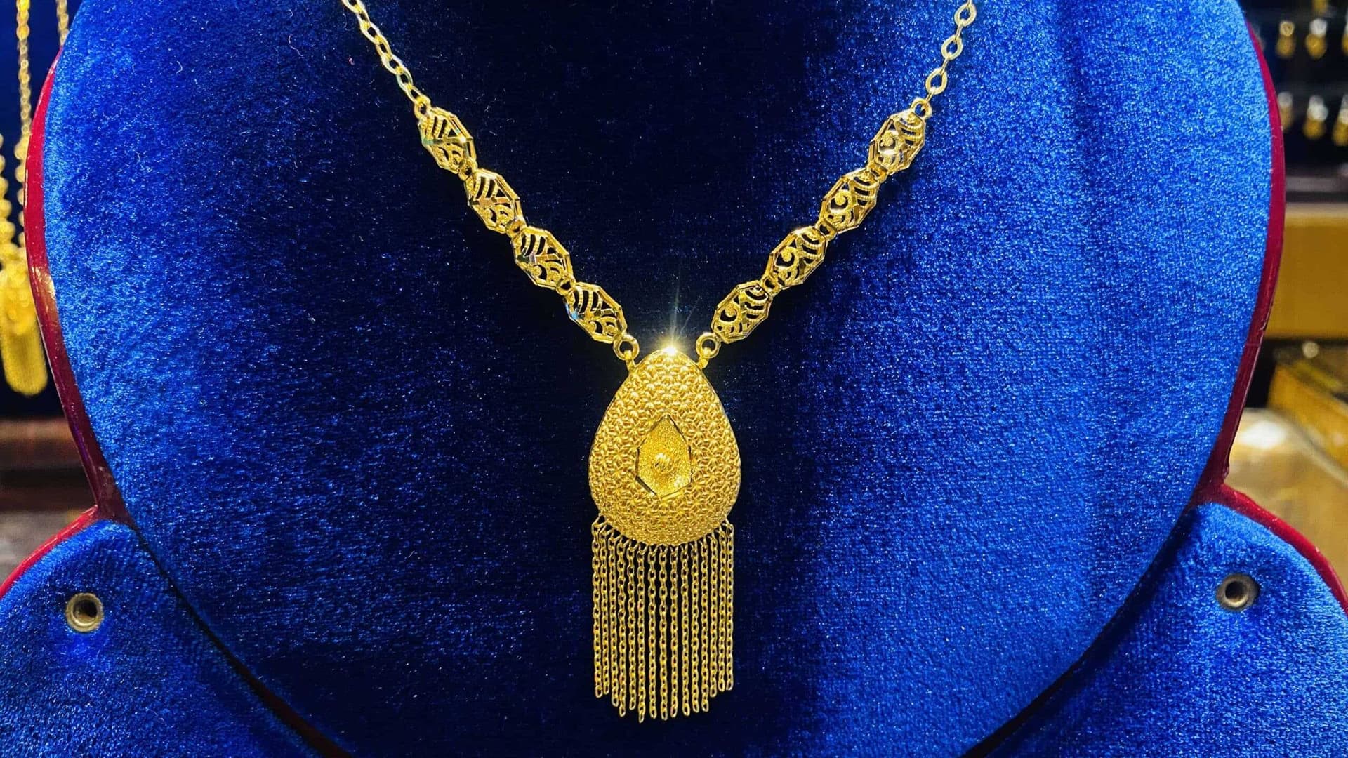 Al-amin-jewellers-aaj-1-necklace-s-chain-525