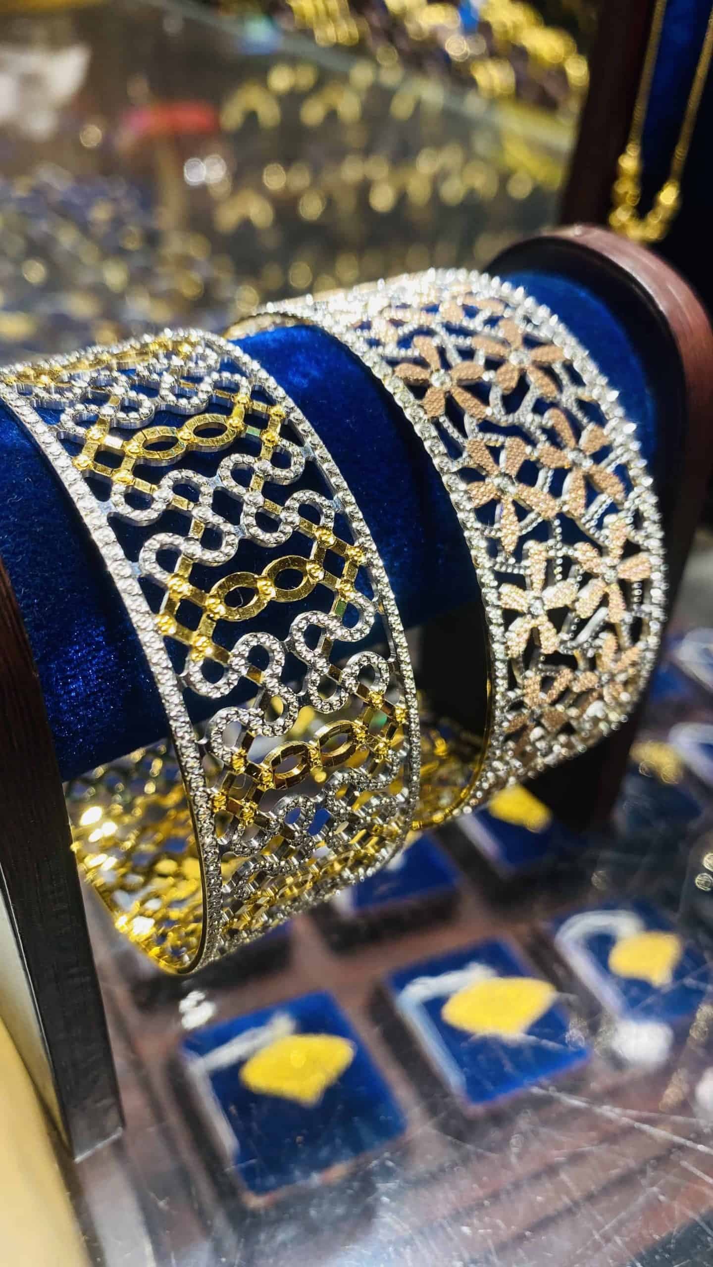Al-amin-jewellers-aaj-necklace-s-bangles-44