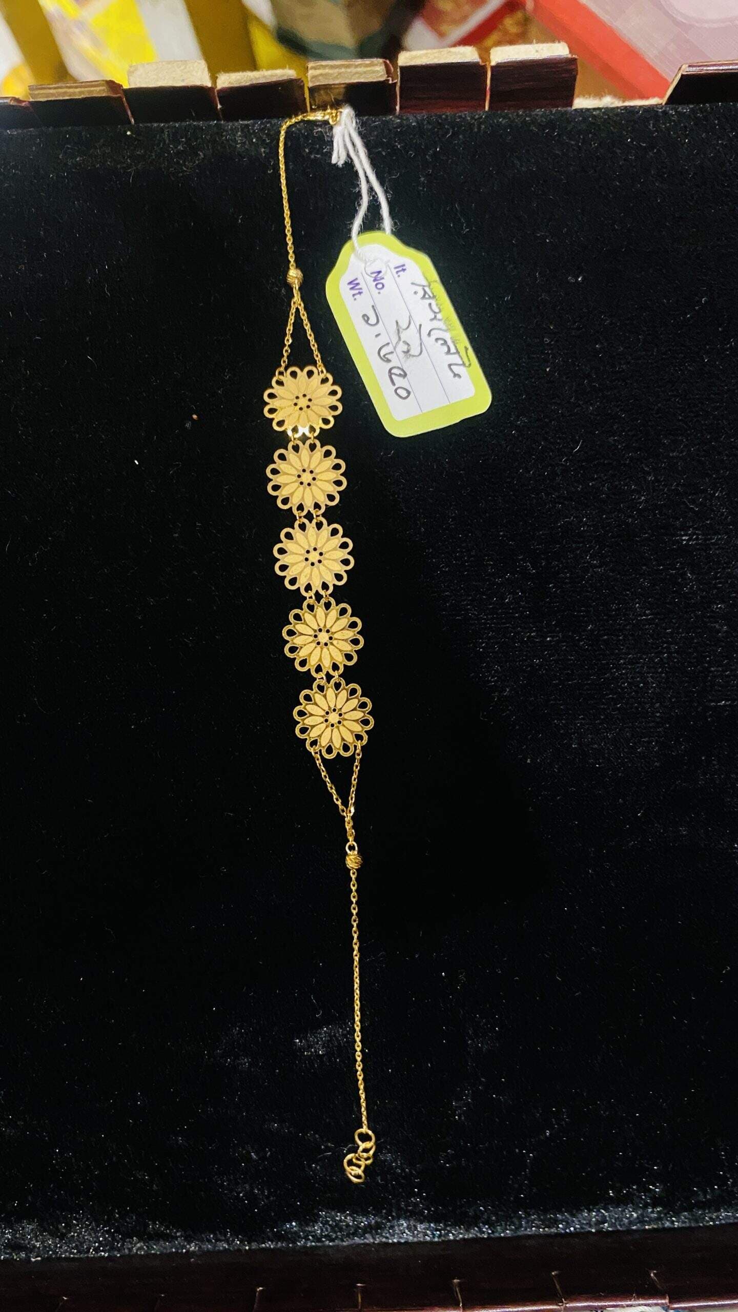 Al-amin-jewellers-aaj-necklace-s-rislet-29