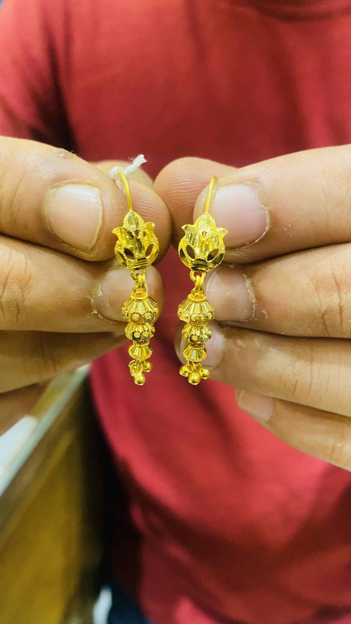 Crystal Daisy Hoop Earrings in Gold | Lisa Angel